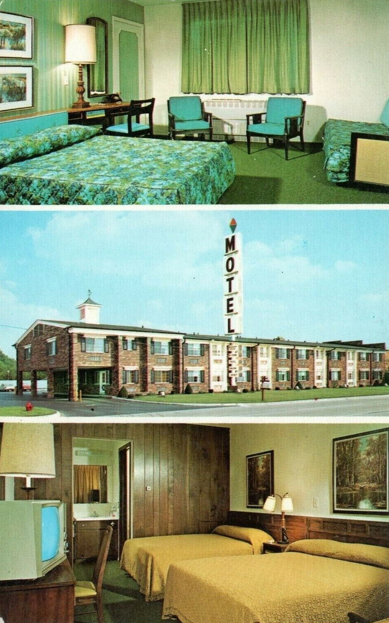 Telegraph House - Vintage Postcard (newer photo)